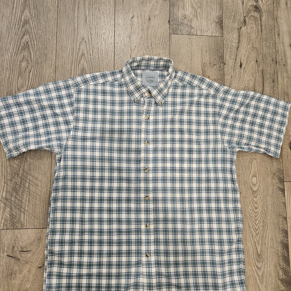 L.L.Bean Casual Green and White Blue Plaid Short Sleeve Button Down Shirt Mens L